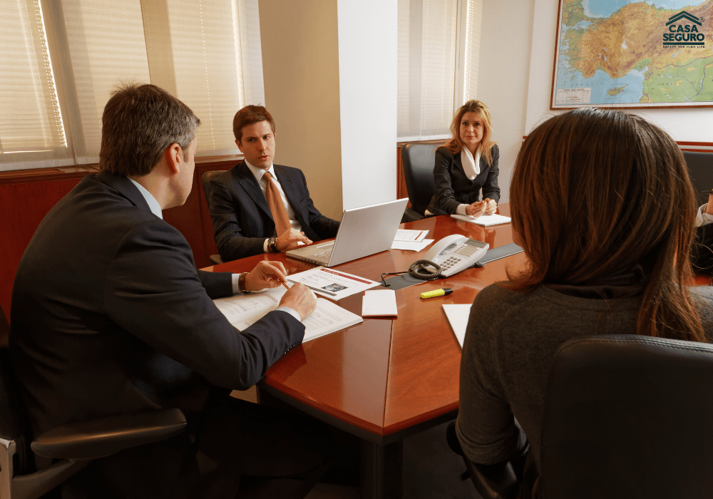 kinh-doanh-o-y-casa-seguro-0225